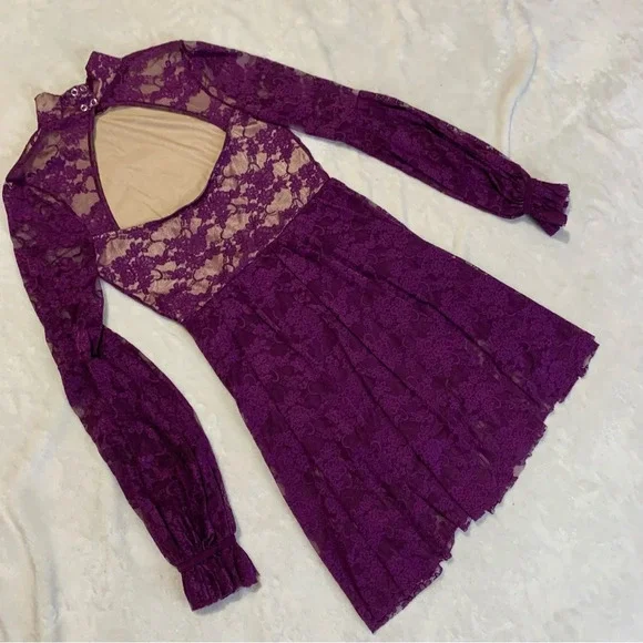 Weissman Long Sleeve Burgundy Lace Dance Costume size Medium - Picture 9 of 10